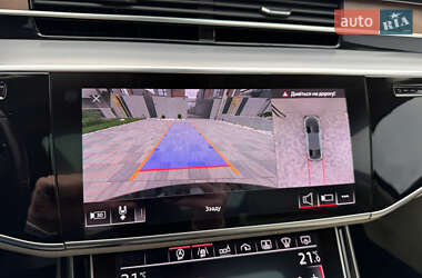 Седан Audi A8 2018 в 