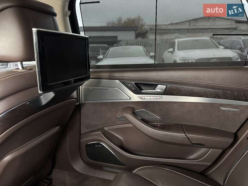 Седан Audi A8 2012 в Тернополе фото 111 Седан Audi A8 2012 в Тернополе