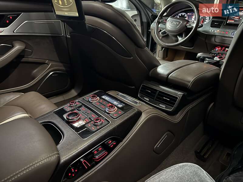 Седан Audi A8 2012 в Тернополе фото 21 Седан Audi A8 2012 в Тернополе