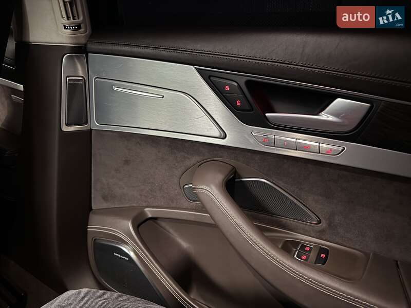 Седан Audi A8 2012 в Тернополе фото 27 Седан Audi A8 2012 в Тернополе