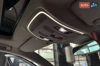 Седан Audi A8 2012 в 