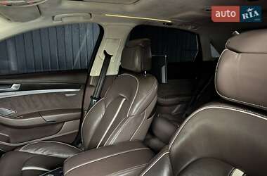 Седан Audi A8 2012 в 