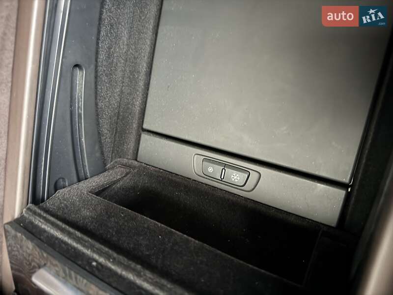 Седан Audi A8 2012 в Тернополе фото 96 Седан Audi A8 2012 в Тернополе