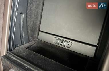 Седан Audi A8 2012 в 