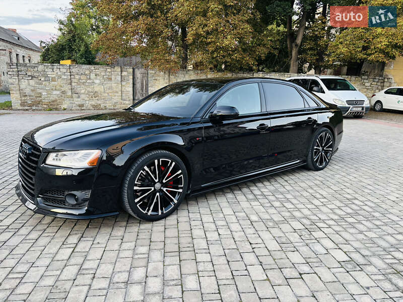 Седан Audi A8 2015 в Хмельницком