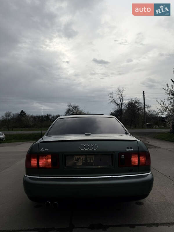 Седан Audi A8 2002 в Косове фото 18 Седан Audi A8 2002 в Косове