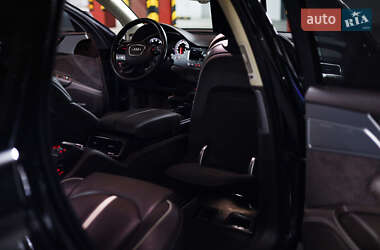 Седан Audi A8 2013 в 