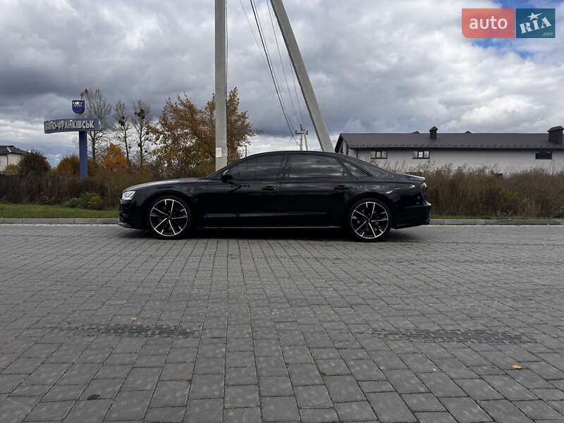 Седан Audi A8 2015 в Ивано-Франковске