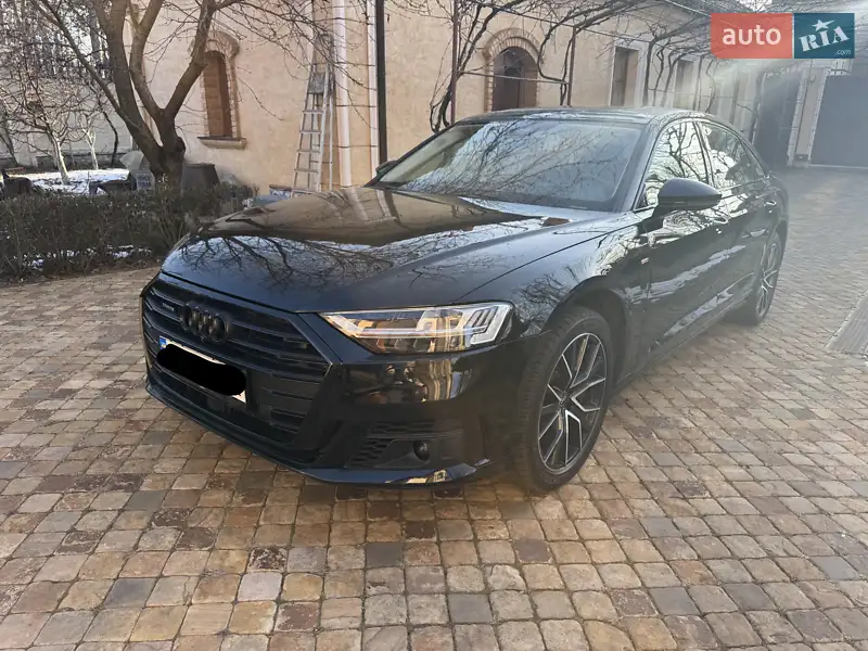 Audi A8 2021