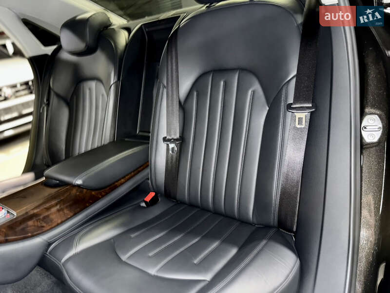 Седан Audi A8 2017 в Києві фото 26 Седан Audi A8 2017 в Києві