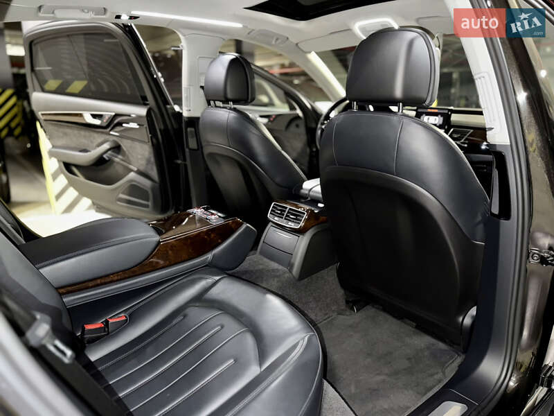 Седан Audi A8 2017 в Києві фото 31 Седан Audi A8 2017 в Києві