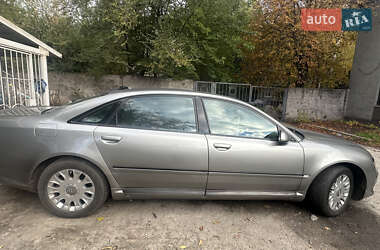 Седан Audi A8 2004 в  фото 14 Седан Audi A8 2004 в