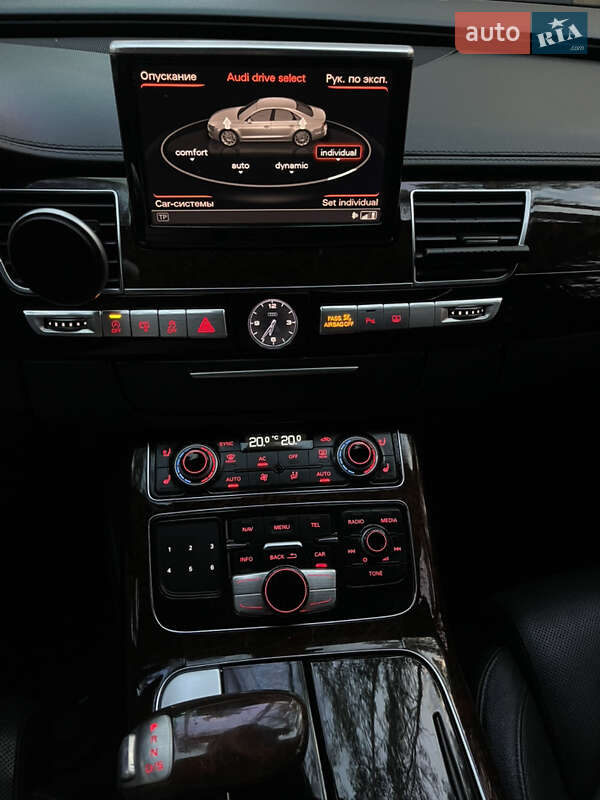 Audi A8 2012