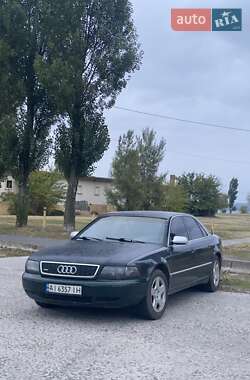 Седан Audi A8 1997 в Обухове