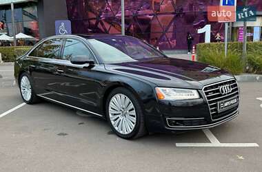 Седан Audi A8 2015 в Києві
