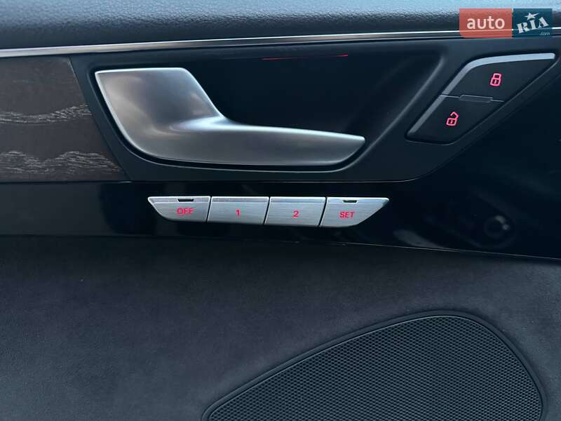 Седан Audi A8 2015 в Києві фото 14 Седан Audi A8 2015 в Києві