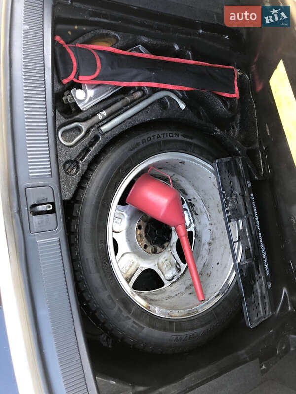 Седан Audi A8 2001 в Киеве фото 12 Седан Audi A8 2001 в Киеве