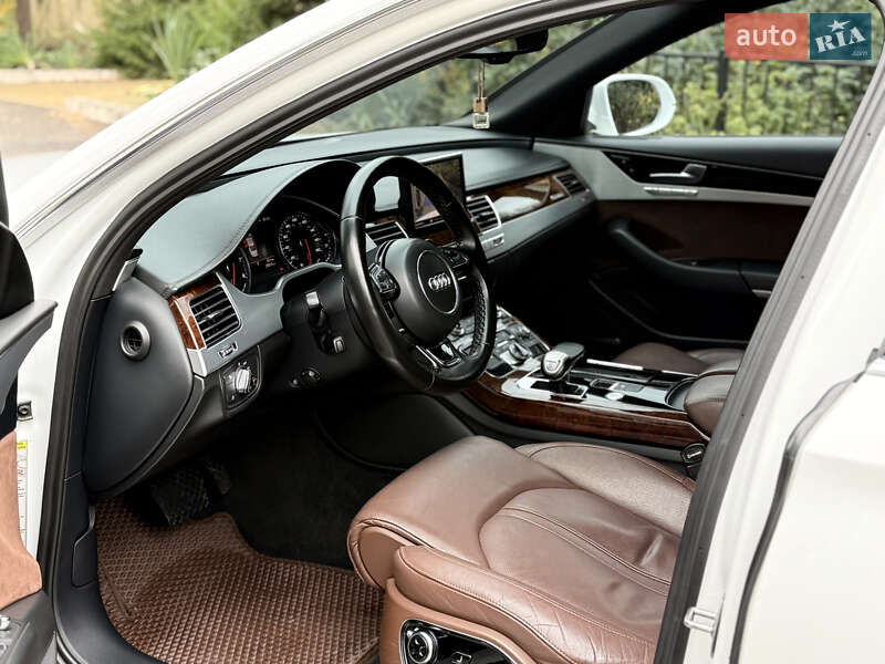 Седан Audi A8 2012 в Южноукраинске фото 23 Седан Audi A8 2012 в Южноукраинске