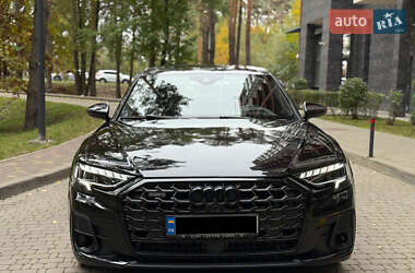 Седан Audi A8 2021 в Киеве