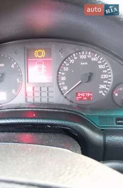 Седан Audi A8 1996 в Бурштыне