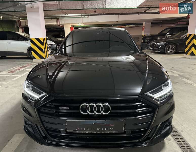 Седан Audi A8 2021 в Києві