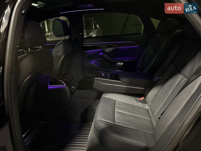 Седан Audi A8 2021 в Києві