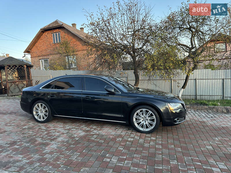 Седан Audi A8 2013 в Тернополе
