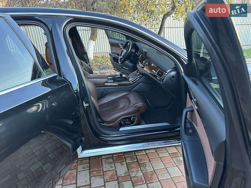 Седан Audi A8 2013 в Тернополе