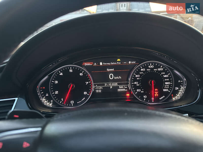 Седан Audi A8 2013 в Тернополе