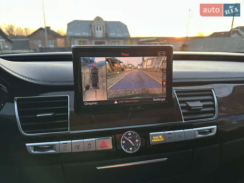 Седан Audi A8 2013 в Тернополе