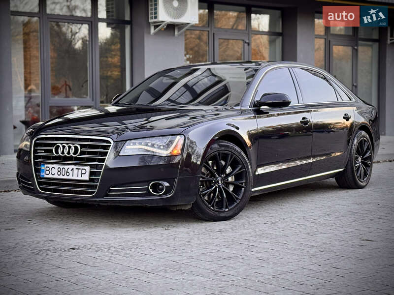 Седан Audi A8 2013 в Львове