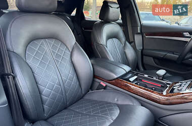 Седан Audi A8 2013 в Києві