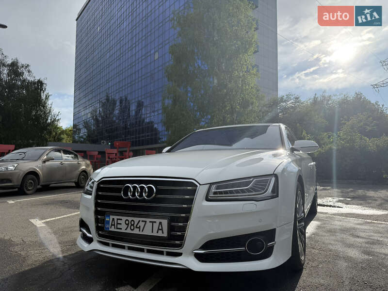 Седан Audi A8 2014 в Днепре фото 23 Седан Audi A8 2014 в Днепре