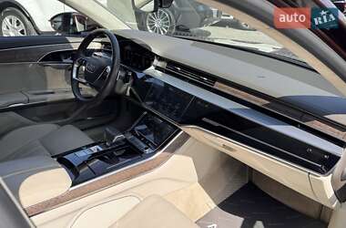 Седан Audi A8 2019 в Одессе