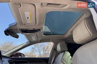 Седан Audi A8 2019 в Одессе