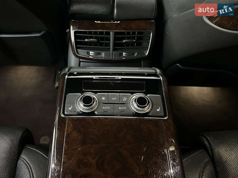 Седан Audi A8 2013 в Одессе