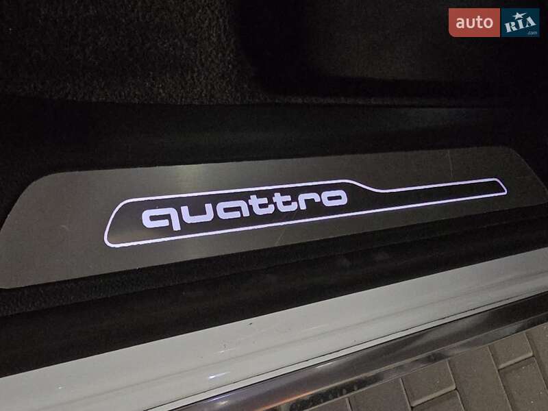 Седан Audi A8 2015 в Киеве фото 10 Седан Audi A8 2015 в Киеве