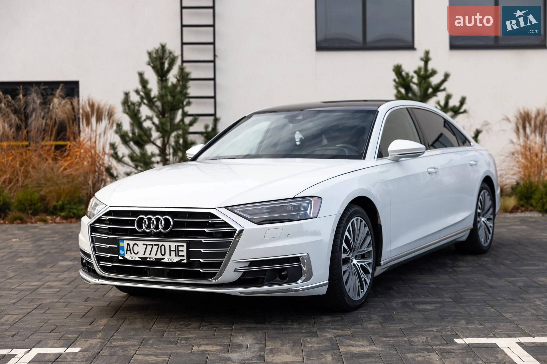 2019 Audi A8 - мініатюра 2