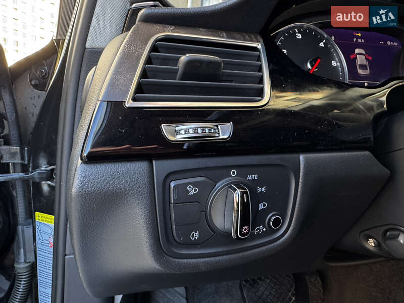 Седан Audi A8 2015 в Києві
