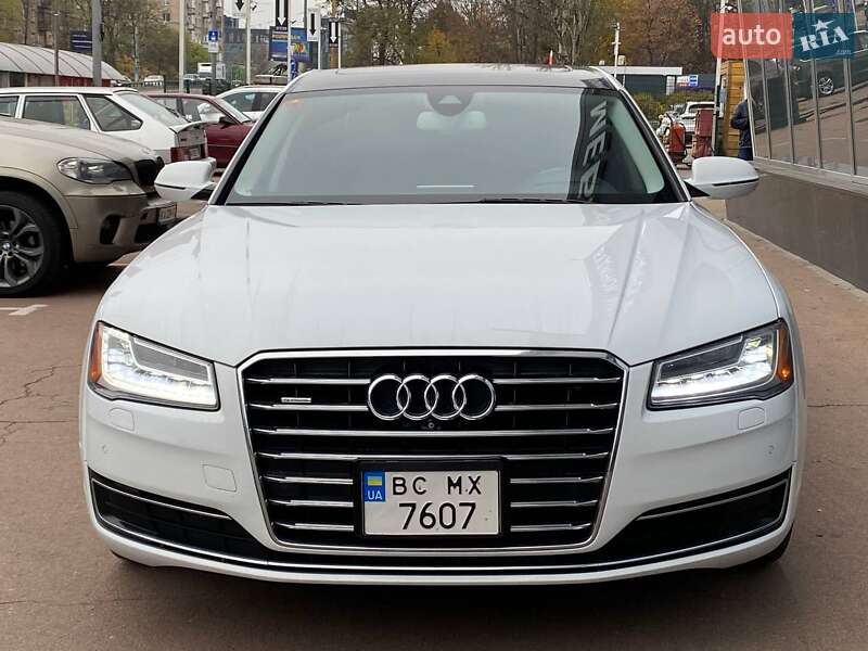 Седан Audi A8 2015 в Киеве