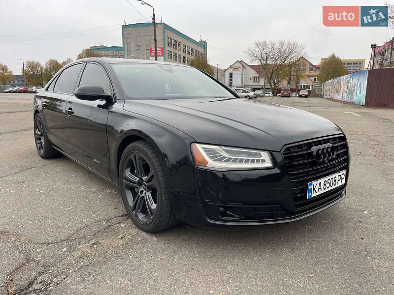 Седан Audi A8 2015 в Киеве