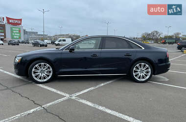 Седан Audi A8 2013 в Одесі