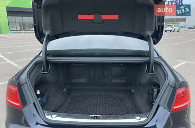 Седан Audi A8 2013 в Одессе