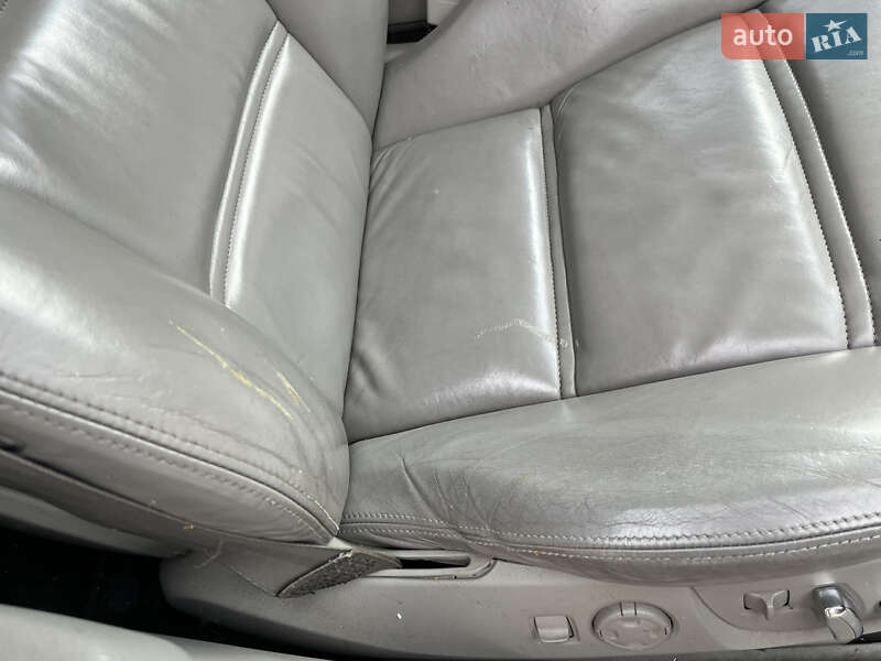 Седан Audi A8 2003 в Харкові