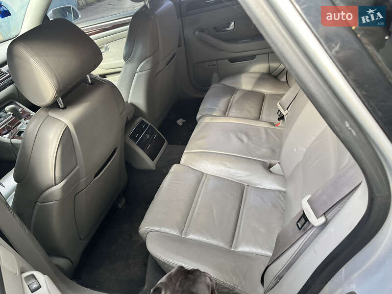 Седан Audi A8 2003 в Харкові