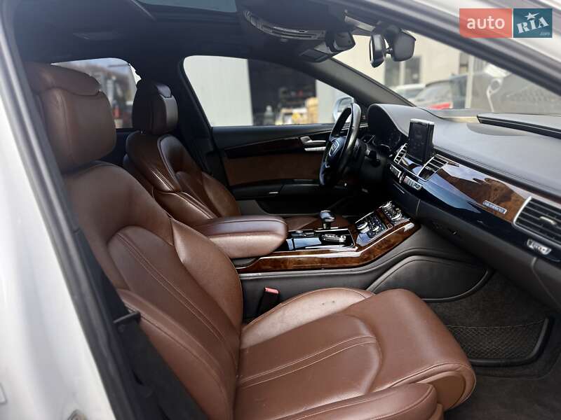 Седан Audi A8 2016 в Львові фото 52 Седан Audi A8 2016 в Львові