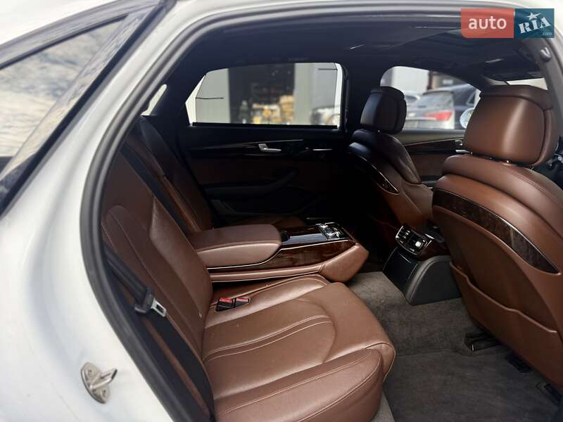 Седан Audi A8 2016 в Львові фото 64 Седан Audi A8 2016 в Львові