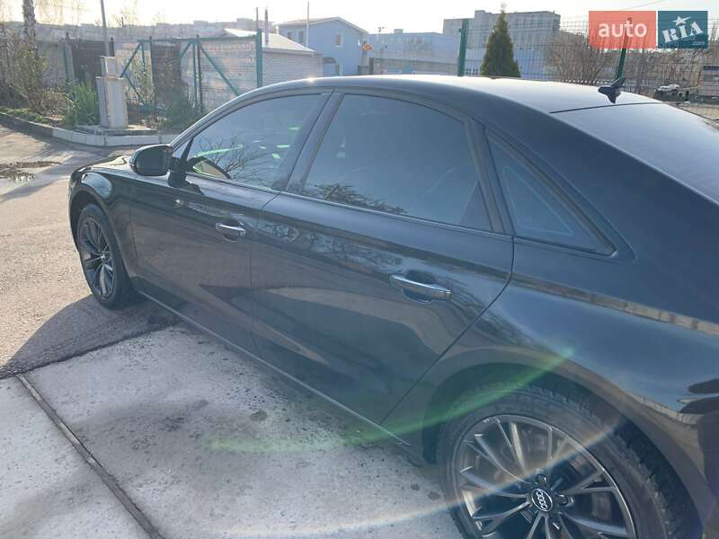 Седан Audi A8 2012 в Кременчуге фото 5 Седан Audi A8 2012 в Кременчуге