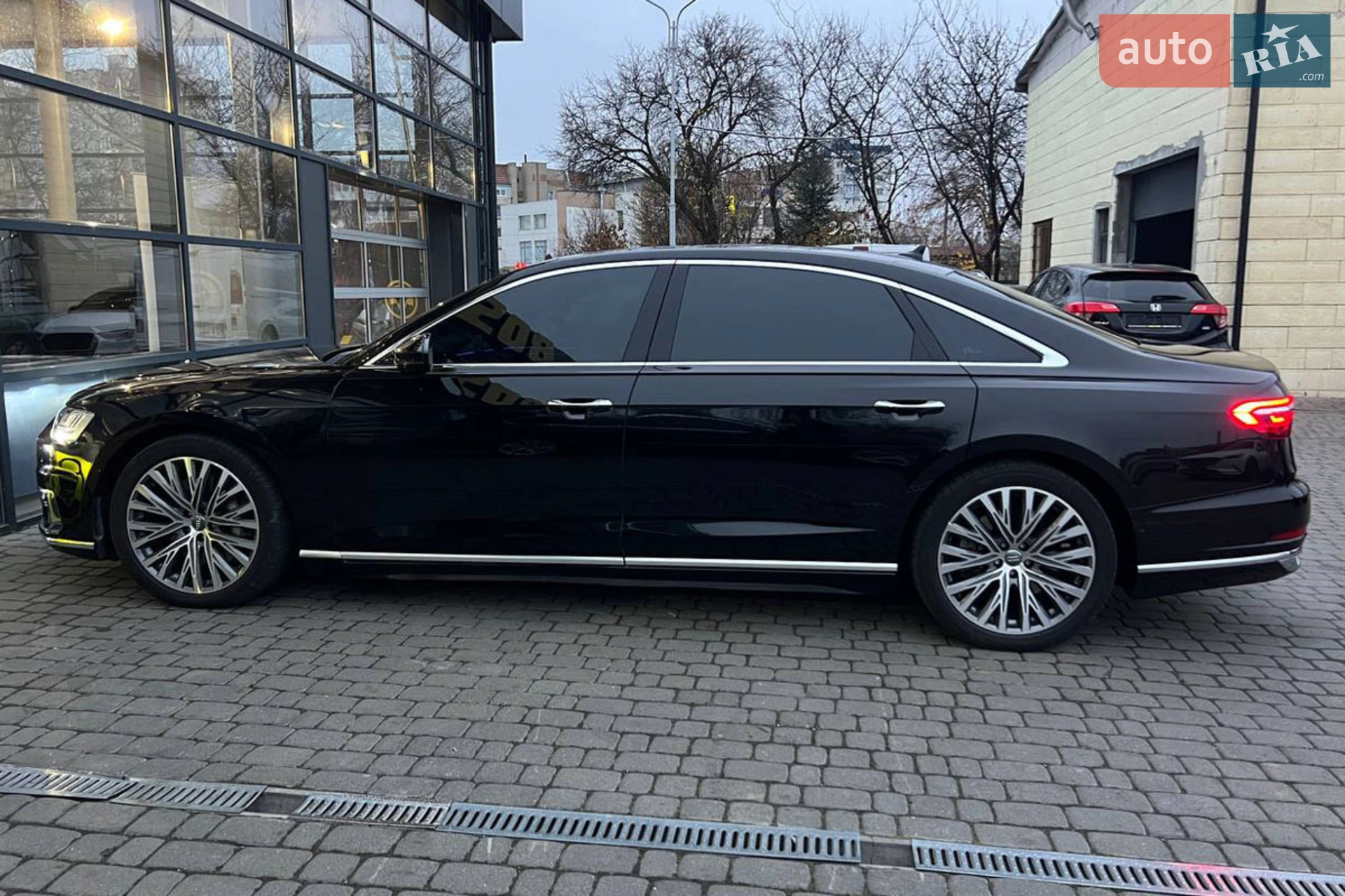 2018 Audi A8 - мініатюра 4
