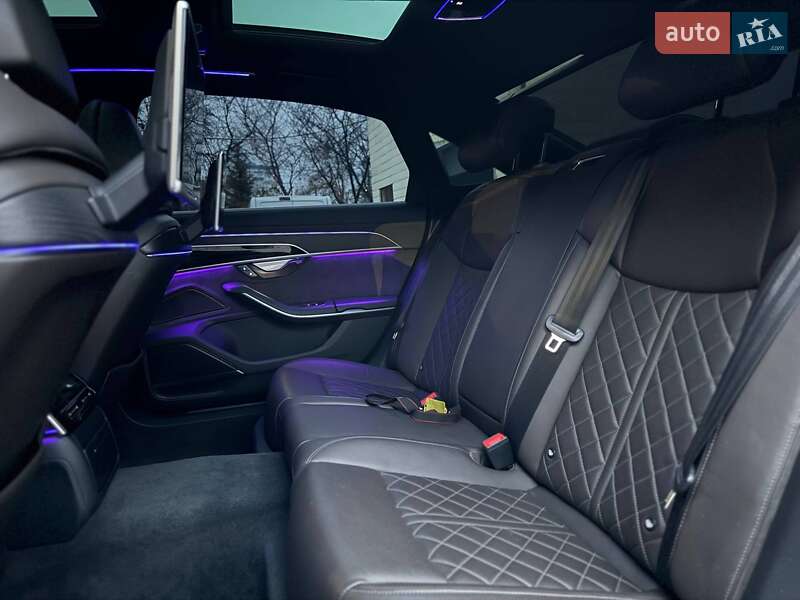 Седан Audi A8 2019 в Ивано-Франковске